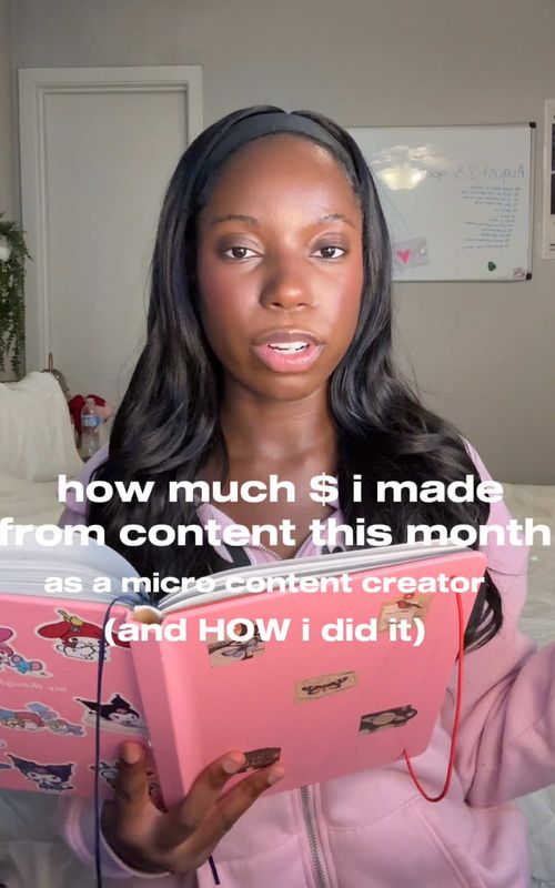 pocket watching 101 💖 i’m your host essence! i’m a micro content creator who is