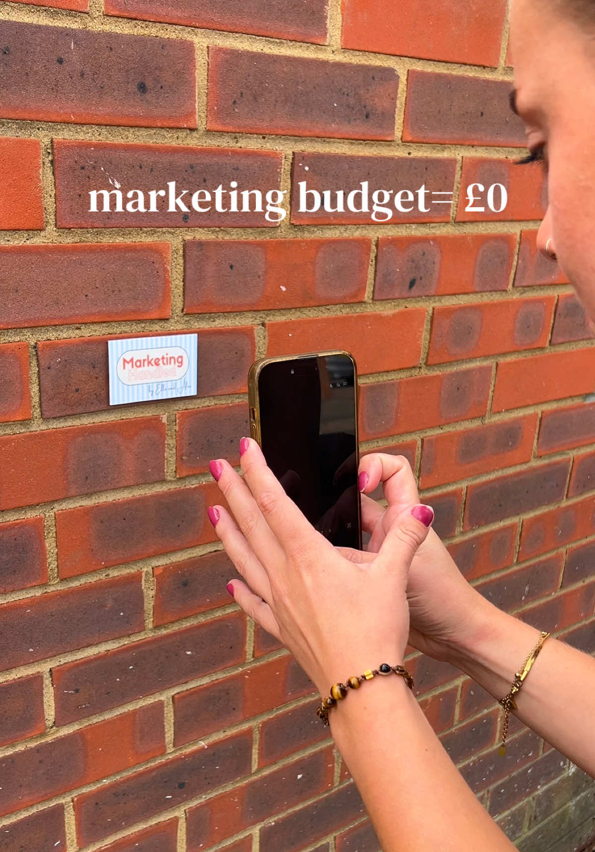 Stuck on content ideas for your business? Take that business card out & about #
