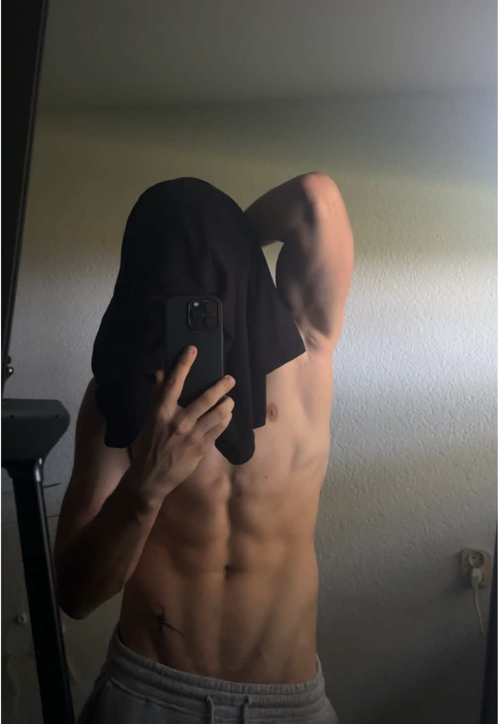 Tydzień bez siłki be like: . . . . . . . . . . . . . #dc #gymrat #gymboy #viral