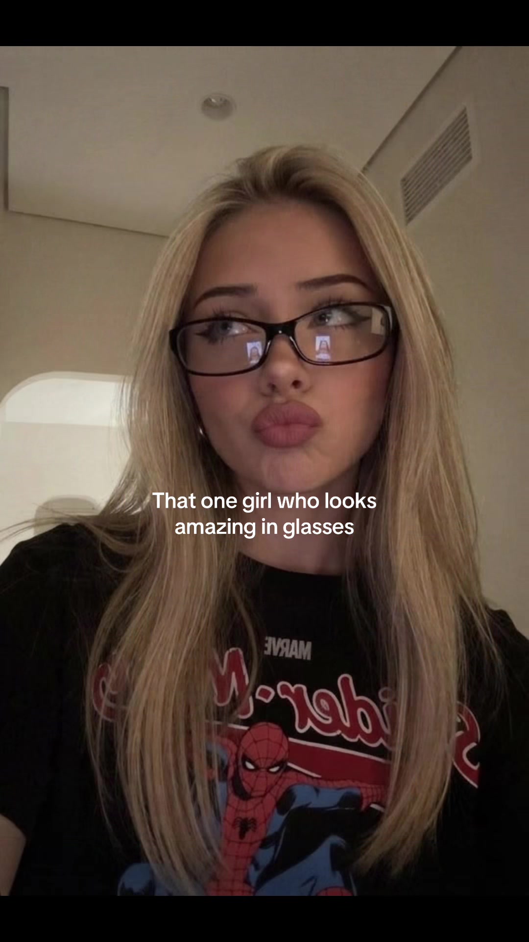That one girl #girl #girls #creatorsearchinsights #glasses #fyp 