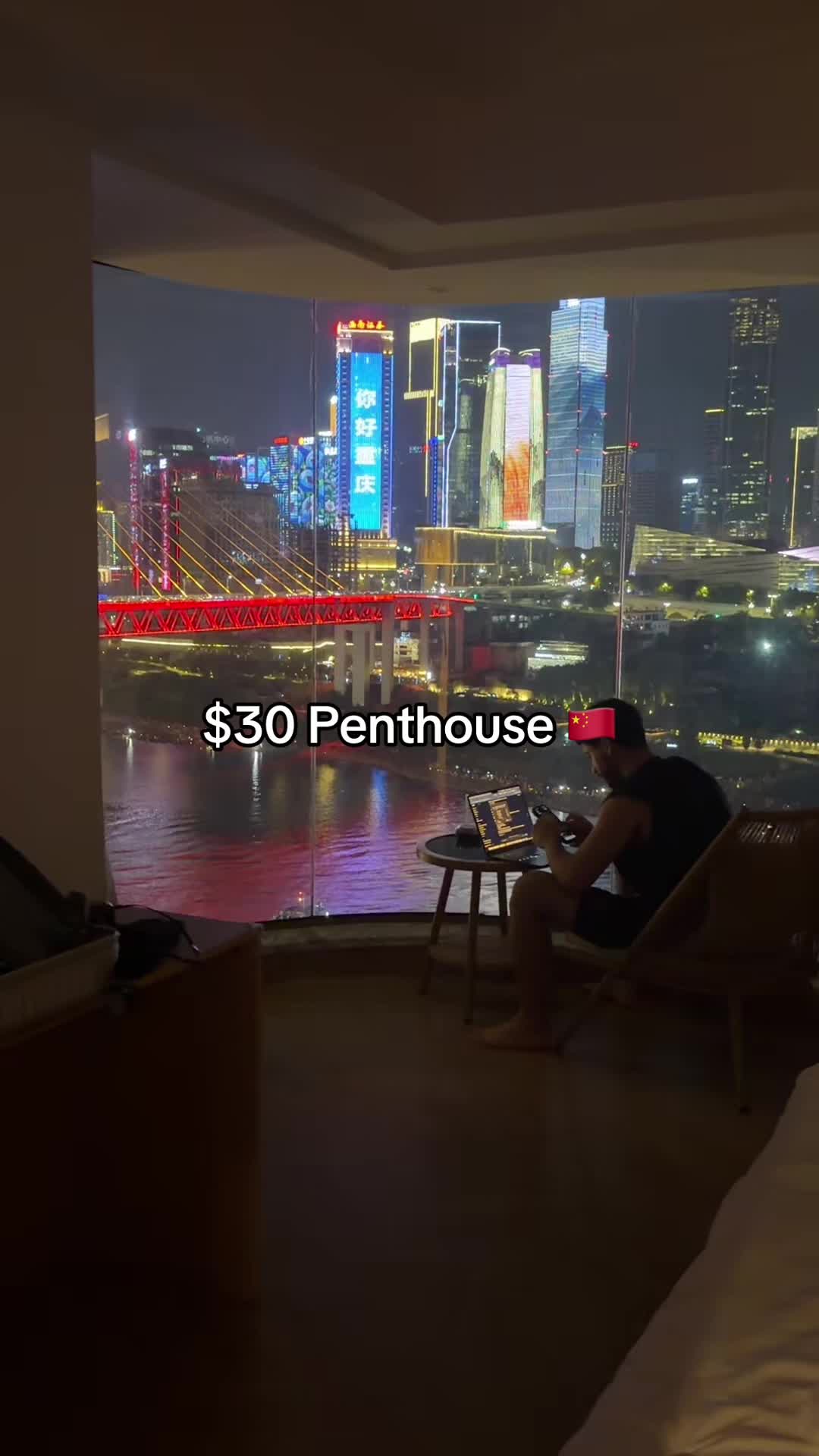 Penthouse in Chongqing China 🇨🇳 at night 😍 #china #chongqing #chongqinghotel 